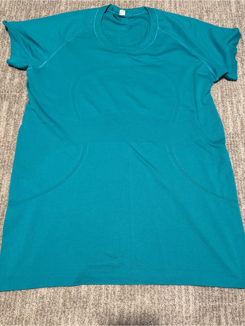 Lululemon swiftly tech short sleeve